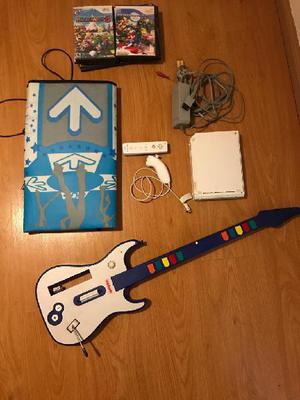 Wii Usada con Juegos Guitarra Y Alfombra