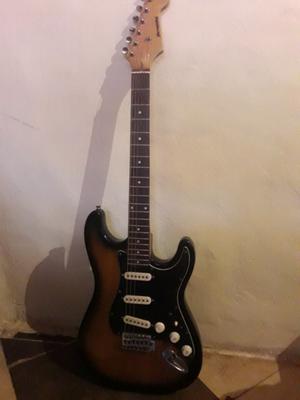 Guitarra Hernández stratocaster y amplificador