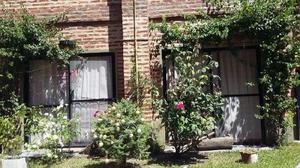 INMOBILIARIA VENDE CASA en CANNING