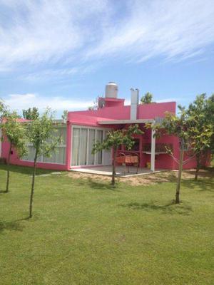 INMOBILIARIA VENDE CASA en FLORENCIO VARELA