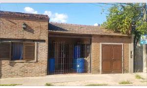 Vendo casa zona 1000 viviendas