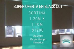 Cortina roller Black Out en tono blanco 1.20 m x 1.10 m
