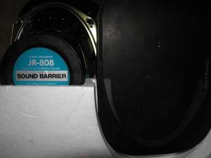 Parlantes Sound Barrier JR-808.