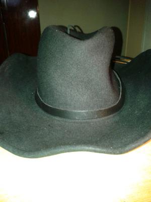 Sombreros tipo cowboy