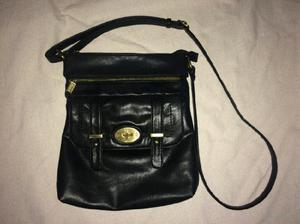 Vendo Cartera Tipo Morral Símil Cuero