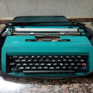 Maquina de Escribir Olivetti Studio 45