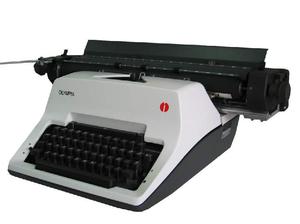 Maquina de escribir Olympia SG3