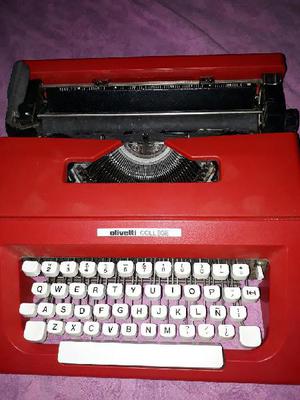 Máquina de Escribir Olivetti.