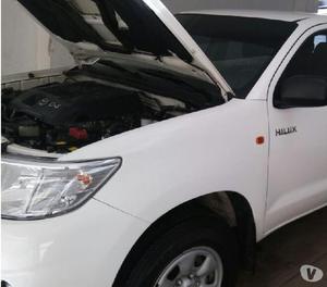 TOYOTA 2.5 - 4X2 PACK IMPECABLE