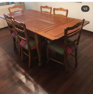 Vendo juego de mesa con 6 sillas