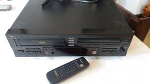 COMPACT DISC RECORDER PDR-W739
