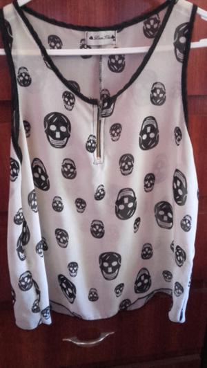 Camisa de calaveras