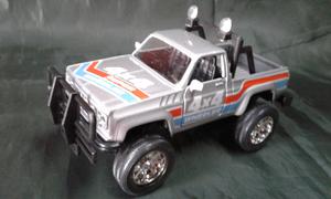 Chevy stepside 4x4 welly 1:43 nueva