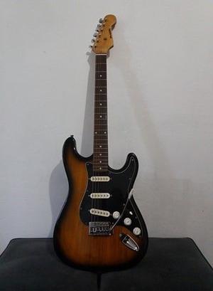 GUITARRA STRATOCASTER "HERNANDEZ"