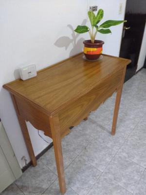 Mesa y Marco madera roble