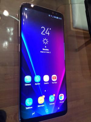 Samsung S8 con cargador