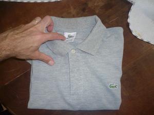 VENDO JEANS LEVIS Y CHOMBA LACOSTE!! IMPECABLES!!