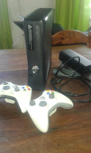 consola xbox gb, 2 joestick inalambricos