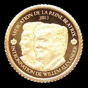 Benin - Moneda  Francos  Cambio De Trono - Oro