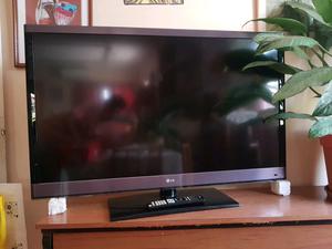 Televisor LG 45" en perfecto estado!