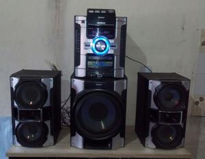 Vendo equipo de musica sony