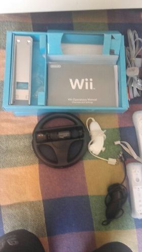 Wii + Accesorios Deportivos + 3 Controles + 4 Juegos