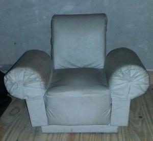 pequeño sofa de cuerina