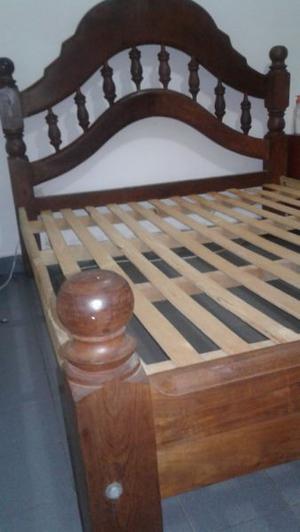 CAMA ALGARROBO "ARABE"