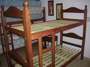 Cama cucheta de algarrobo Impecable