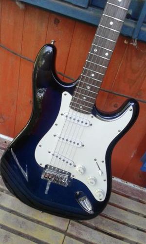 vendo guitarra electrica strato- $-