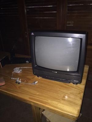 TELEVISOR HITACHI 21´CON SOPORTE PARED IMPECABLE