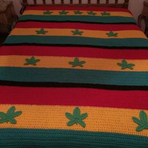 Acolchado crochet Cannabis.1 1/2 plazas
