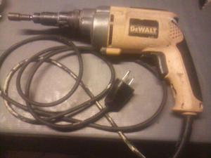 Atornilladora marca deWalt