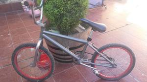 Bicicleta BMX rod 20