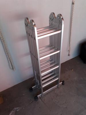 Escalera de aluminio articulada 4x4