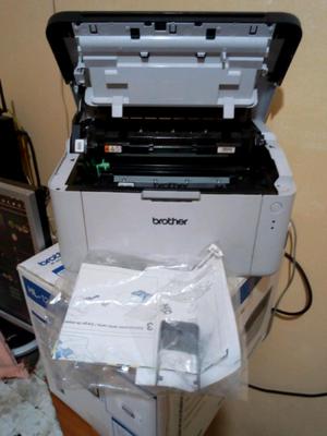 Impresora brother láser en caja