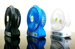 Mini Ventilador Portátil Recargable USB con linterna