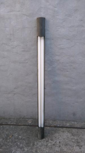 Tubo florecente y plafon