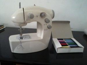 Maquina de coser - Mini