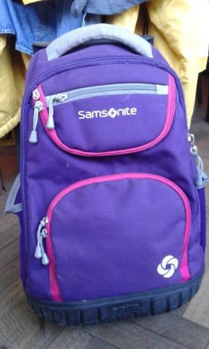 Mochila Samsonite usada para nena