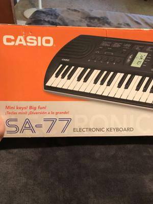 Vendo teclado casio SA-77 sin uso!!