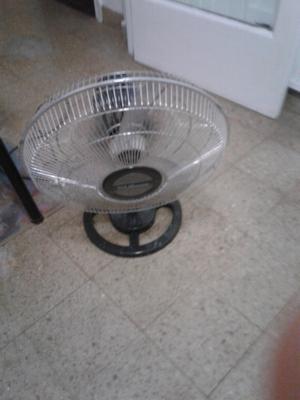 Ventilador liliana giratorio