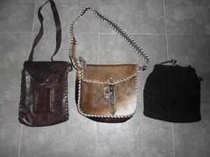 3 CARTERAS $300