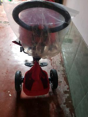 Vendo triciclo para niños