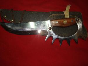 Cuchillo Cobra Still