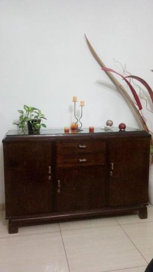 Hermoso Mueble antiguo. Excelente estado!