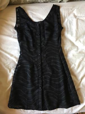 Vestido negro translucido