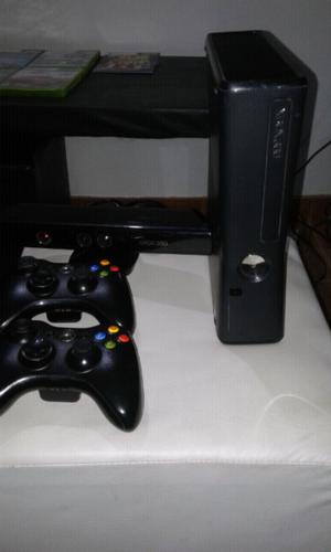 Xboxgb+kineckt+2 joysticks+8 juegos