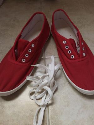 Zapatillas rojo oscuro