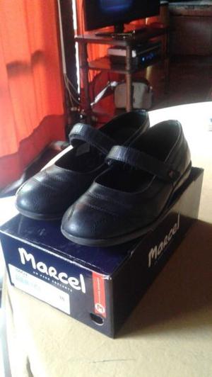 Zapatos escolares Marcel T38